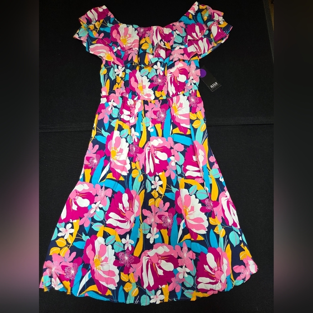 Floral Tropical Print Dress Size Small Off Shoulder Dress New With Tags